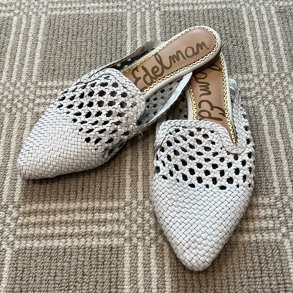 Sam Edelman Navya White Woven Mules Size 8 like new condition. Great shoes!